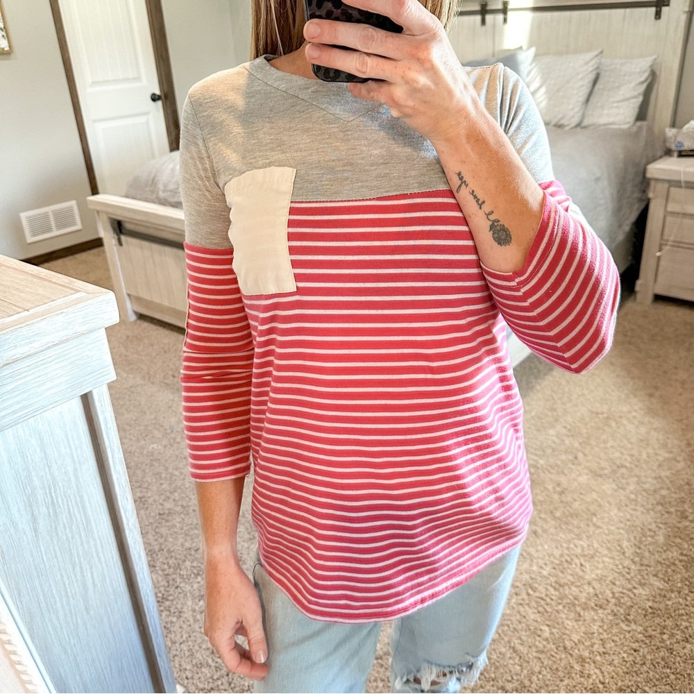 Belle Lily 3/4 Sleeve Pink & Gray Striped Pocket Tee Women’s Size Small